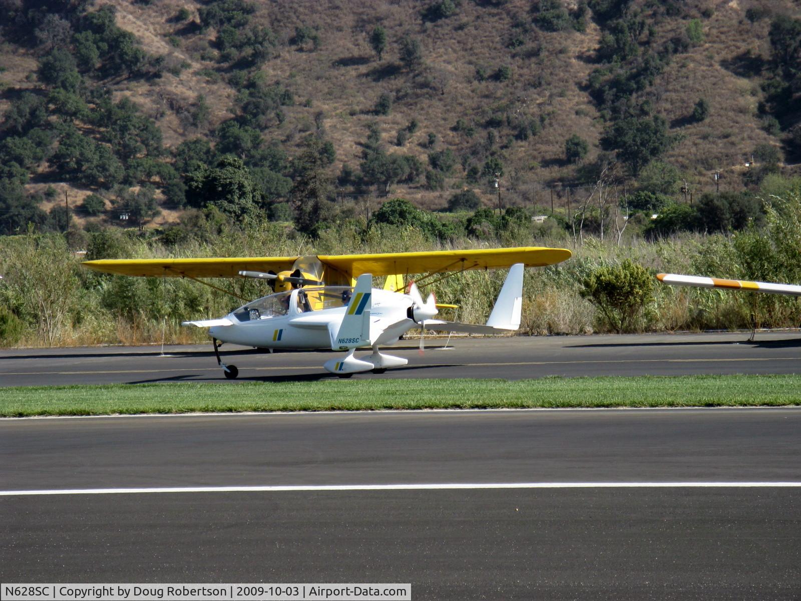N628SC, Gyroflug SC-01B-160 Speed Canard C/N S-29, Gyroflug SC 01 B 160 SPEED CANARD, Lycoming O-320-D-1A 160 Hp tri-blade pusher, Experimental class, von Deutschland, taxi back to parking