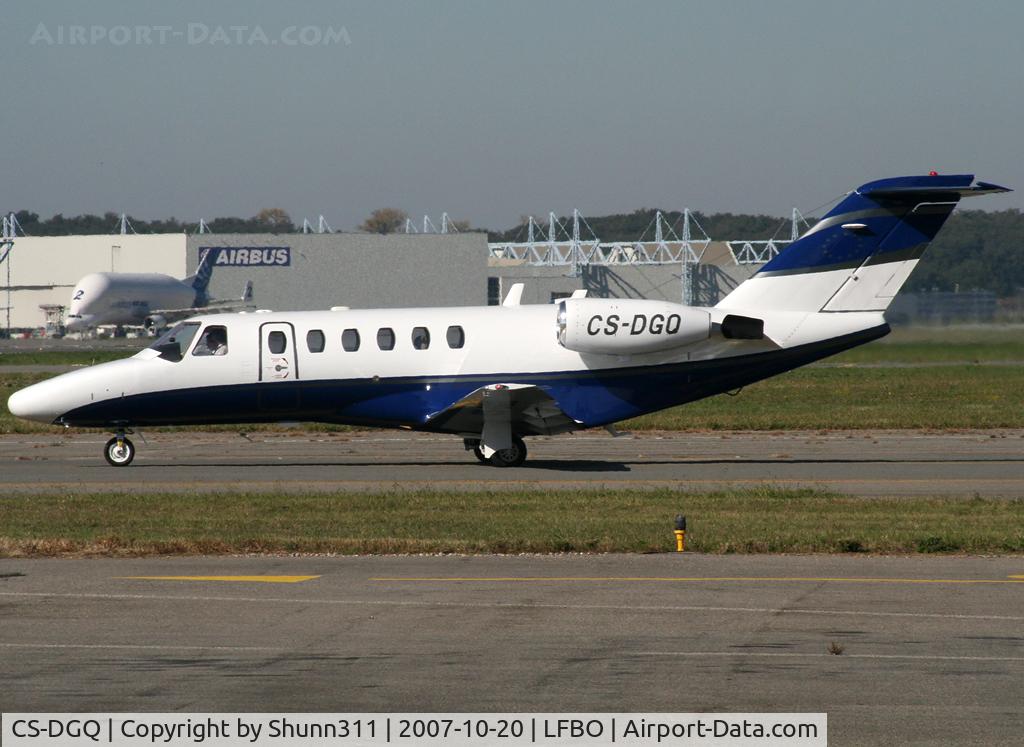 CS-DGQ, 2004 Cessna 525A CitationJet CJ2 C/N 525A-0200, Taxiing holding point rwy 32R for departure