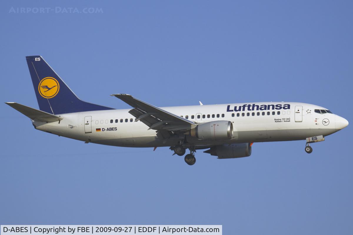 D-ABES, 1992 Boeing 737-330 C/N 26432, short final