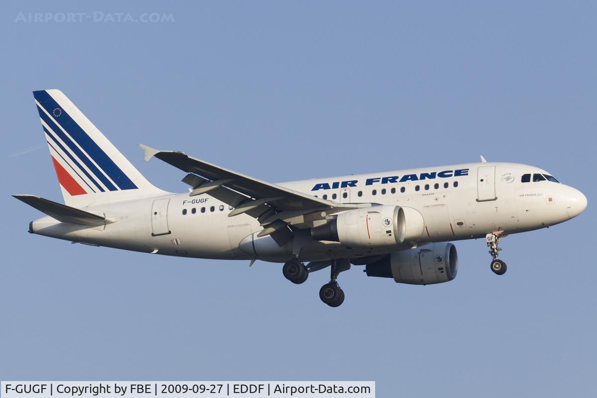F-GUGF, 2004 Airbus A318-111 C/N 2109, short final
