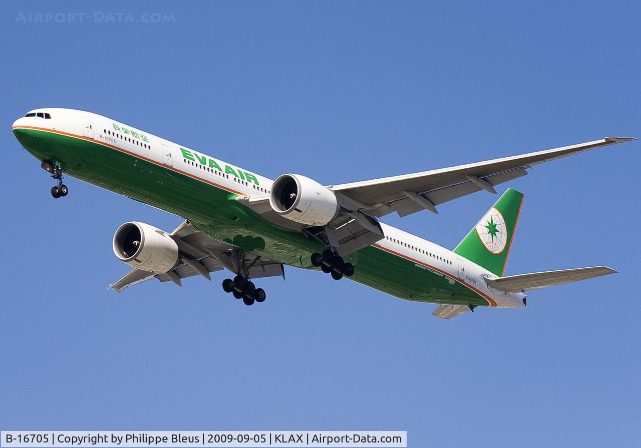 B-16705, 2006 Boeing 777-35E/ER C/N 32645, Asian heavy on short final rwy 24R