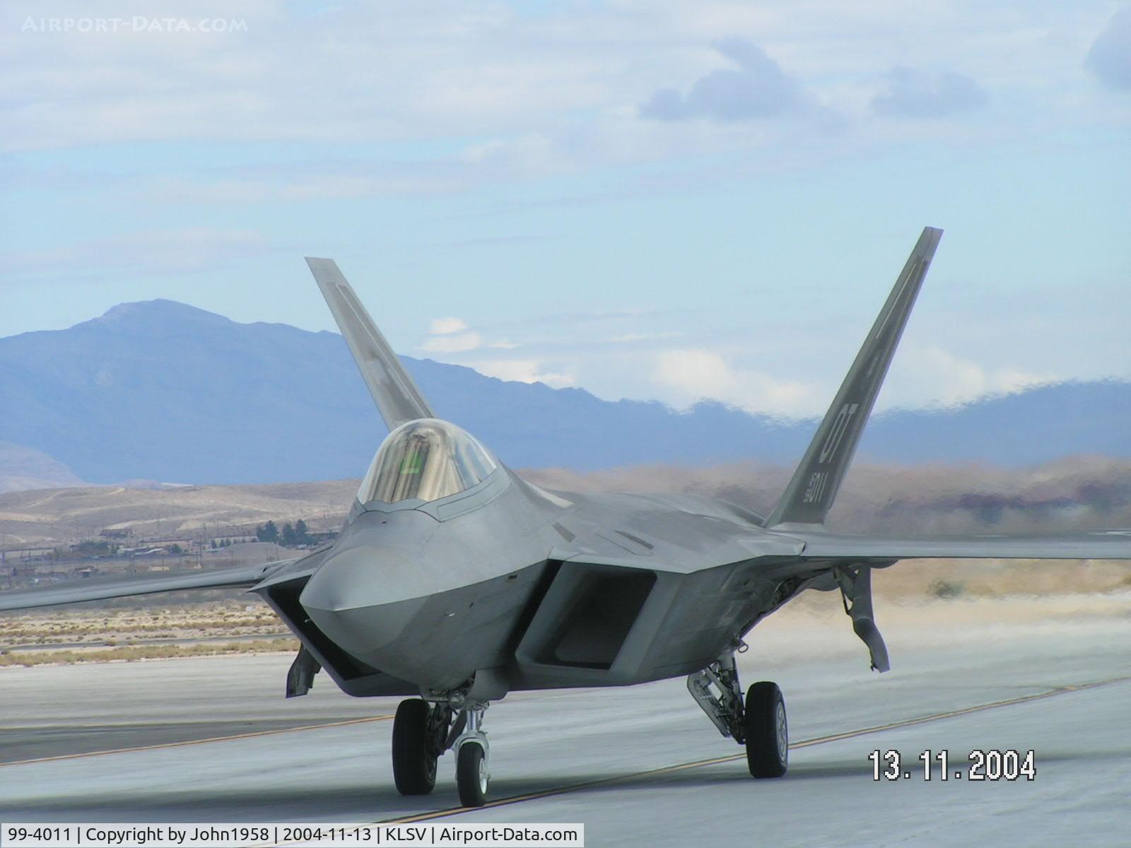 99-4011, Lockheed Martin F/A-22A Raptor C/N 4011, Taxying in
