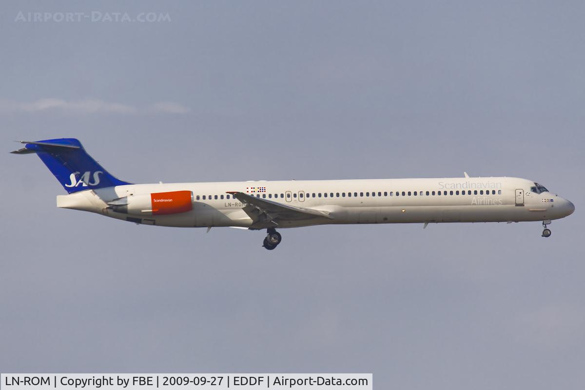 LN-ROM, 1991 McDonnell Douglas MD-81 (DC-9-81) C/N 53008, short final