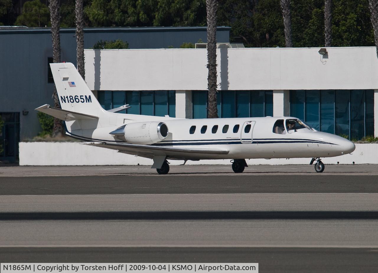 N1865M, 1985 Cessna S550 Citation IIS C/N S550-0071, N1865M taxiing