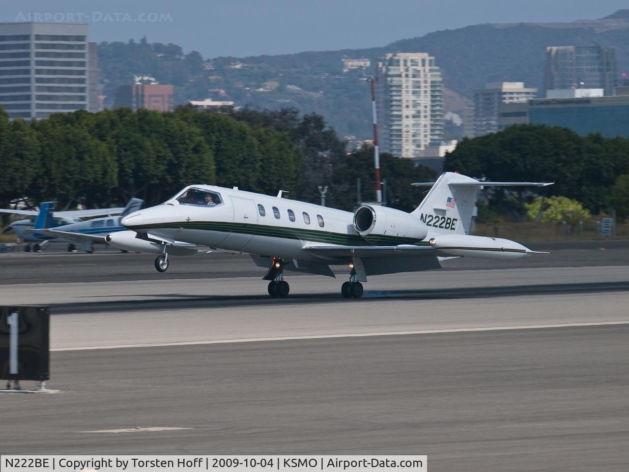 N222BE, 1982 Gates Learjet 35A C/N 35-489, N222BE arriving on RWY 21