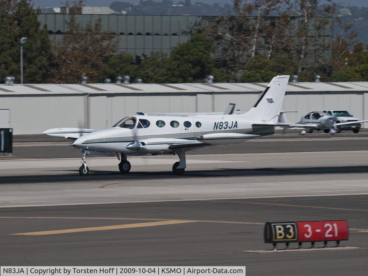 N83JA, 1977 Cessna 340A C/N 340A0324, N83JA departing from RWY 21