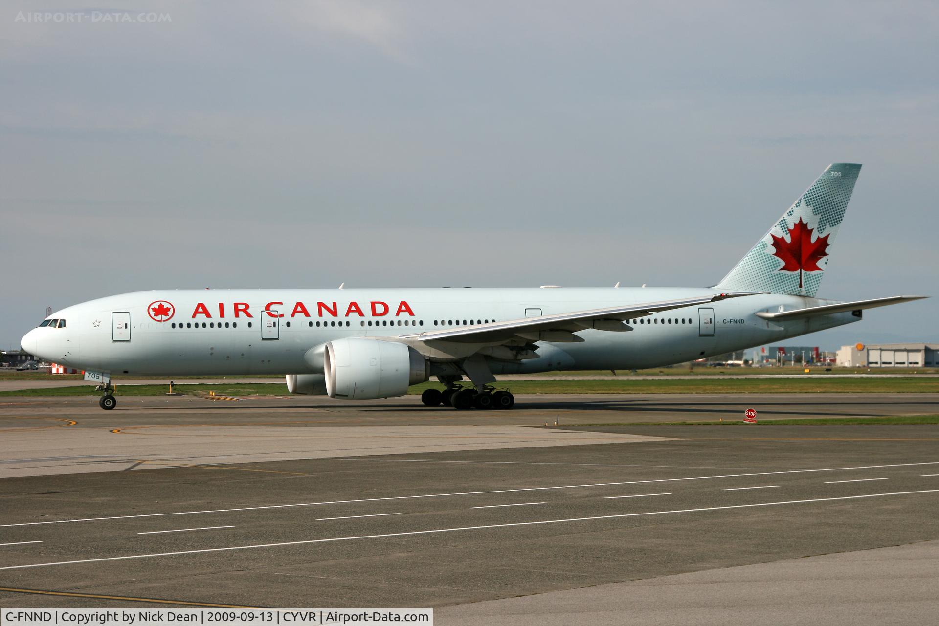 C-FNND, 2008 Boeing 777-233/LR C/N 35246, CYVR