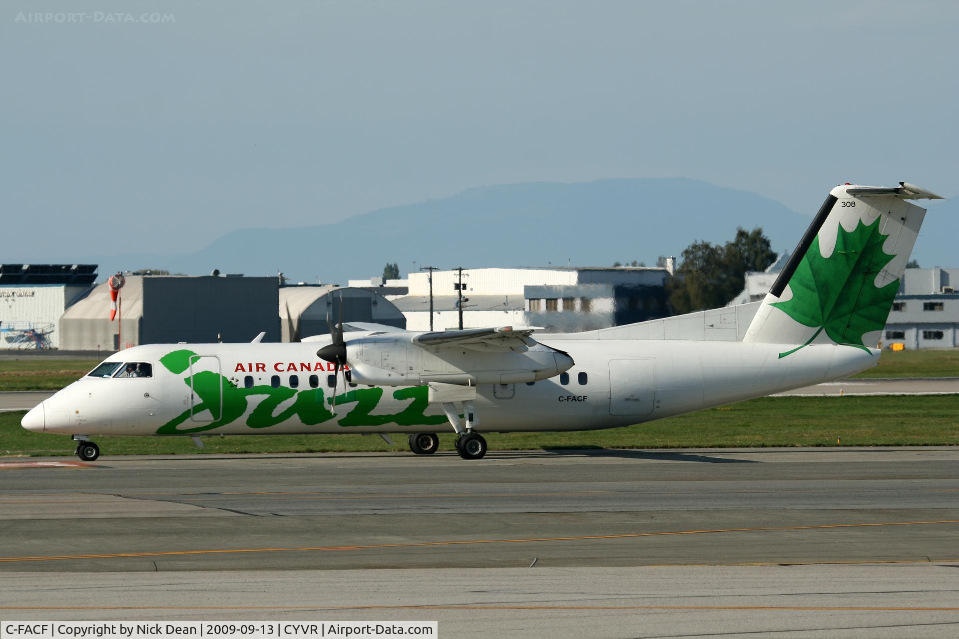 C-FACF, 1991 De Havilland Canada DHC-8-311 Dash 8 C/N 259, CYVR