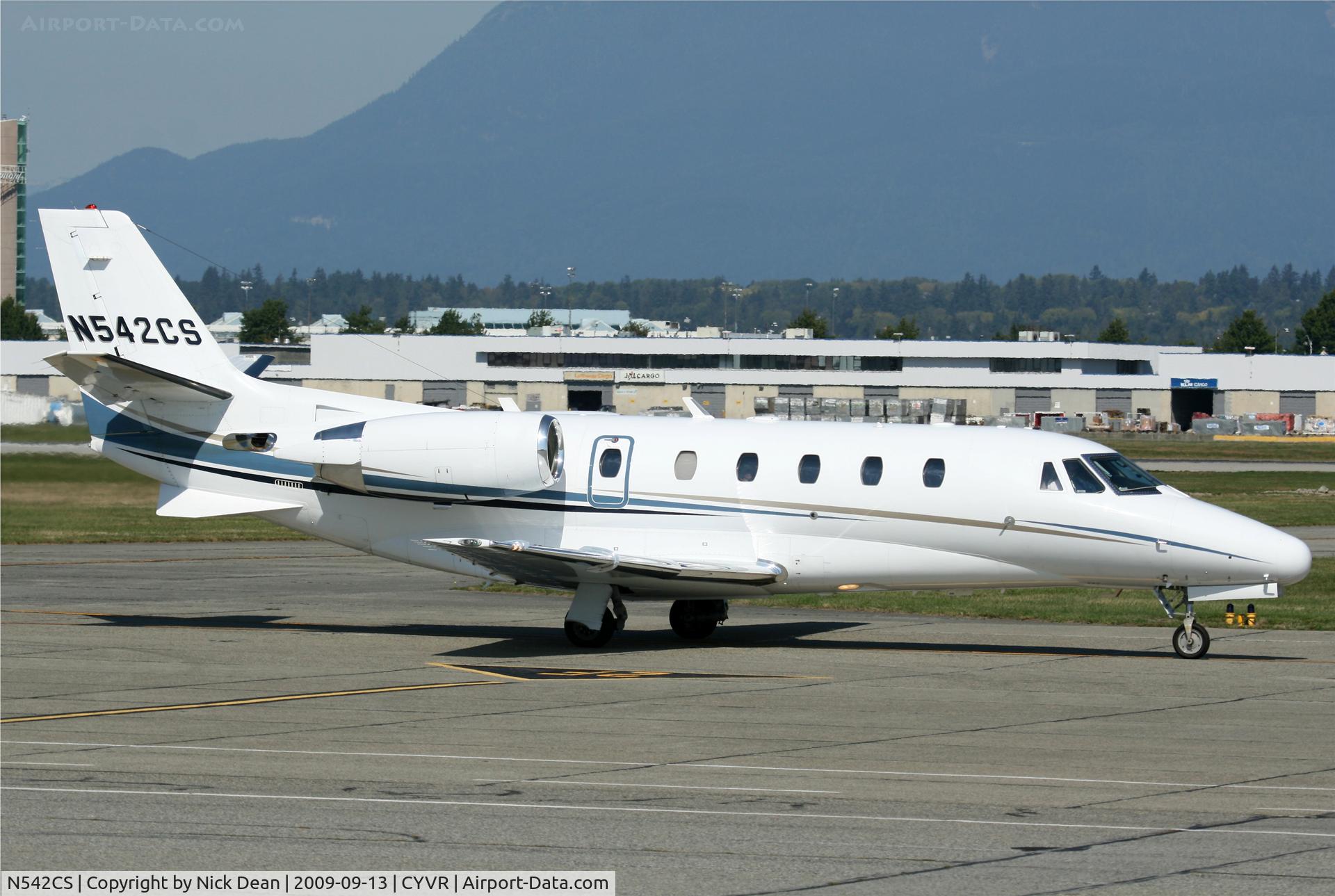 N542CS, 2004 Cessna 560XL C/N 560-5523, CYVR