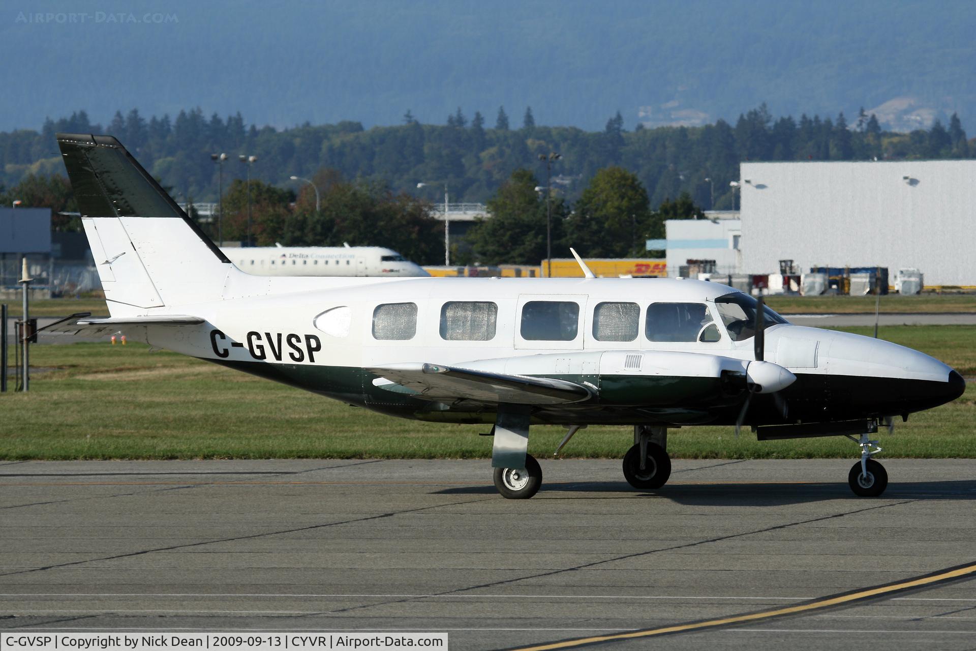 C-GVSP, 1974 Piper PA-31-350 Chieftain C/N 31-7405244, CYVR