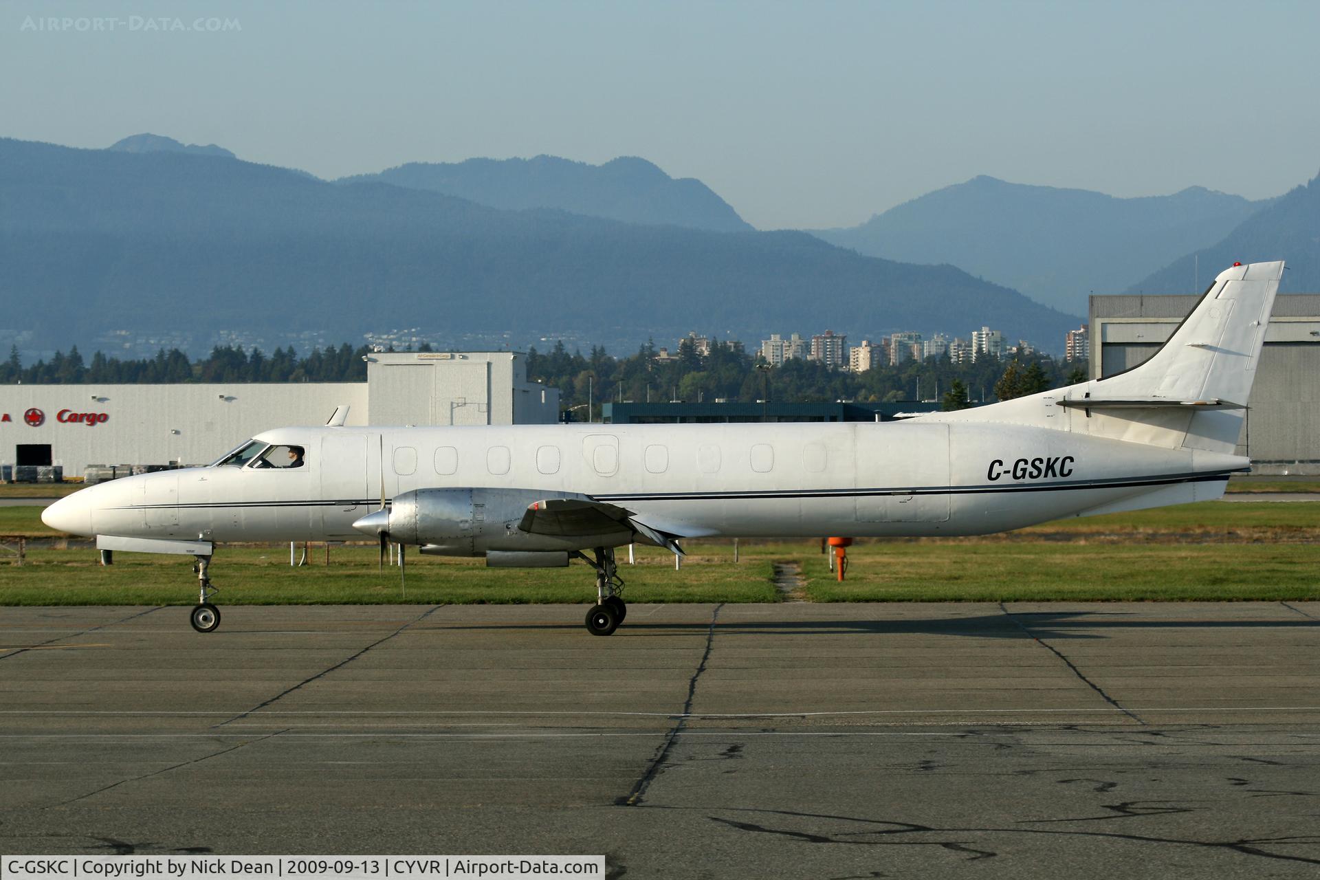 C-GSKC, 1977 Swearingen SA-226TC Metro II C/N TC-235, CYVR