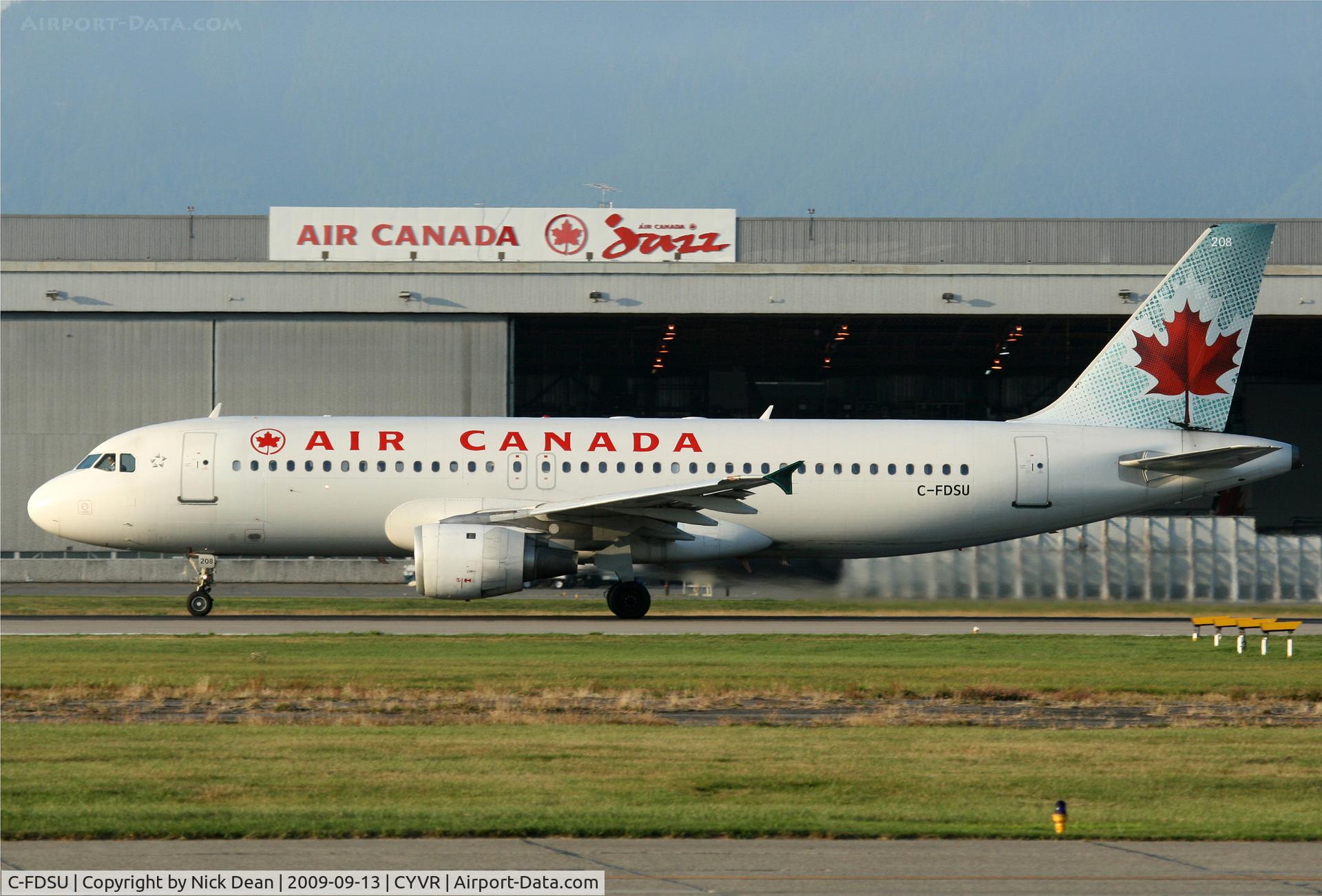 C-FDSU, 1990 Airbus A320-211 C/N 141, CYVR