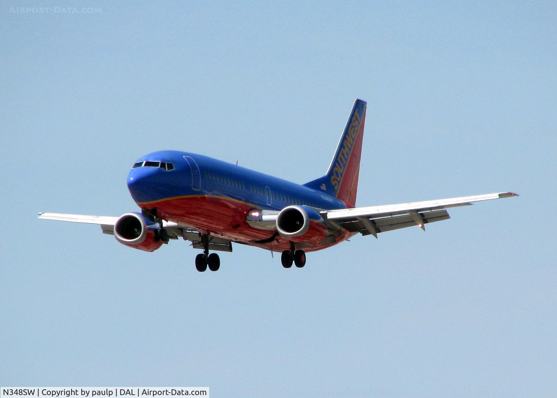 N348SW, 1989 Boeing 737-3H4 C/N 24375, Landing on 13R.