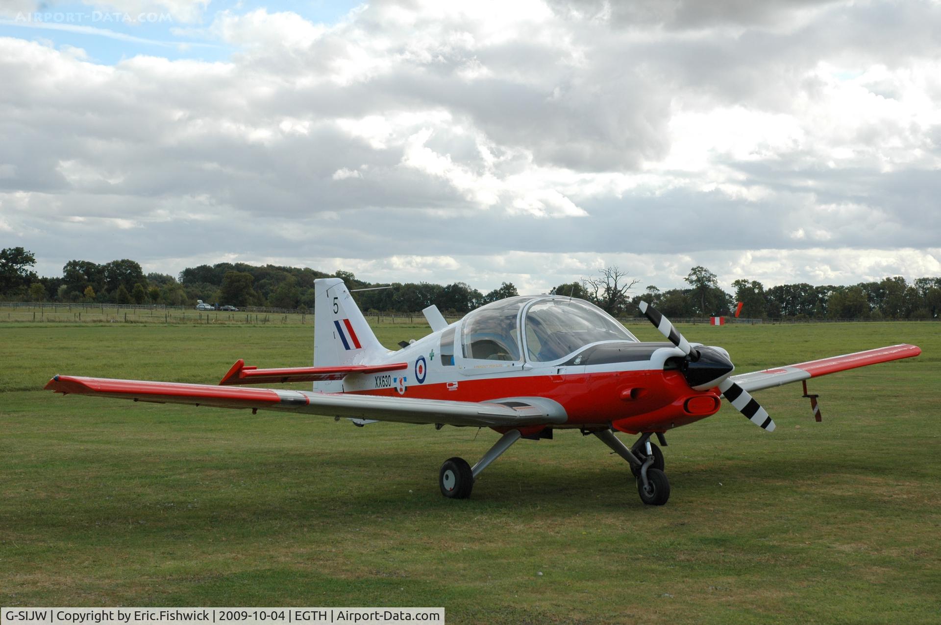 G-SIJW, 1974 Scottish Aviation Bulldog Series 120 Model 121 C/N BH120/295, G-SIJW at Shuttleworth Autumn Air Display Oct. 09