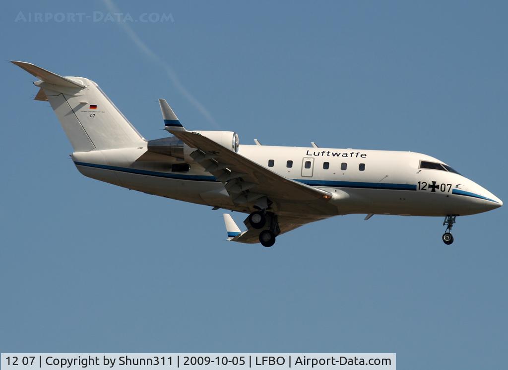 12 07, 1986 Canadair Challenger 601 (CL-600-2A12) C/N 3059, Landing rwy 14R