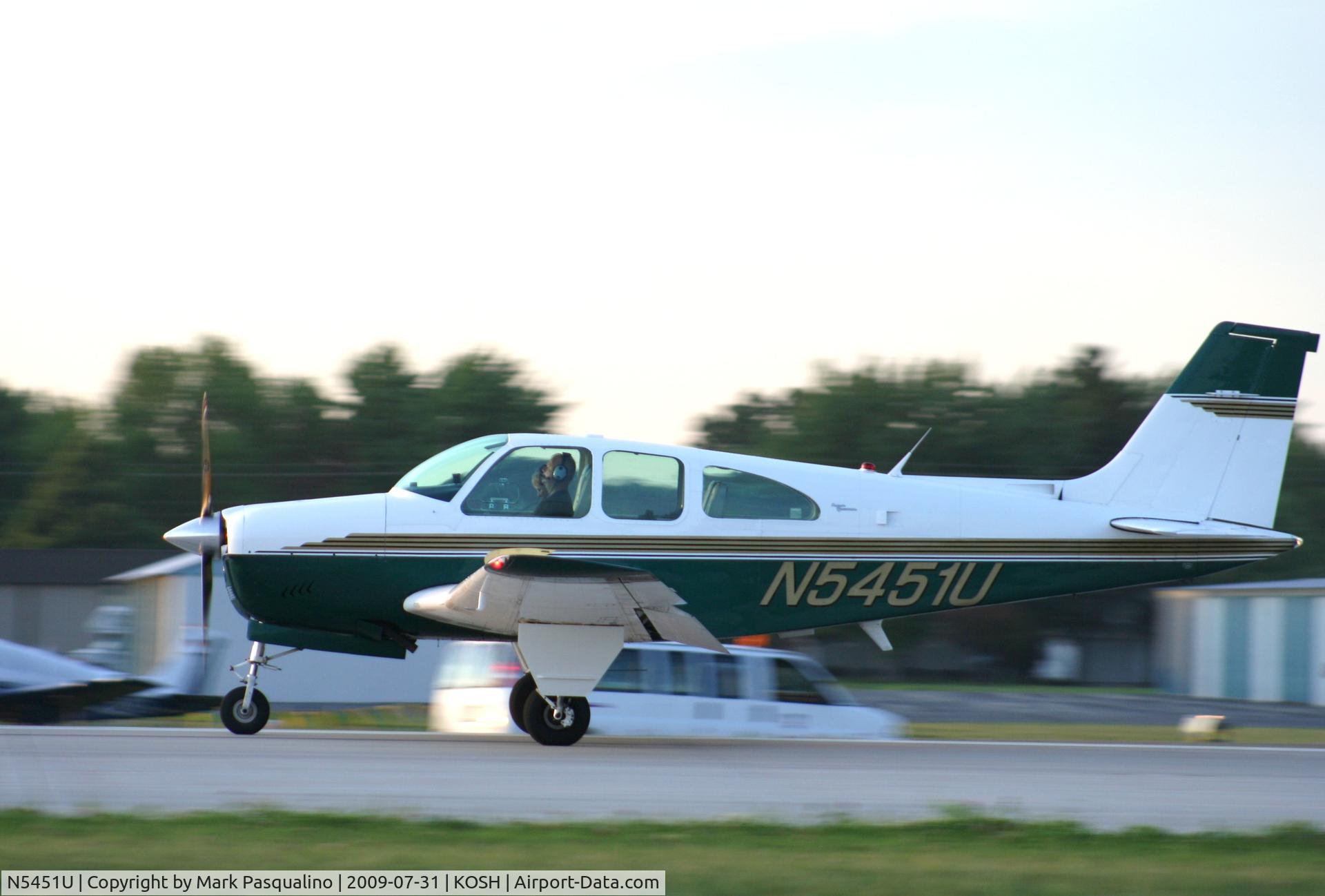 N5451U, 1967 Beech 35-C33A Debonair C/N CE-164, Beech C33A