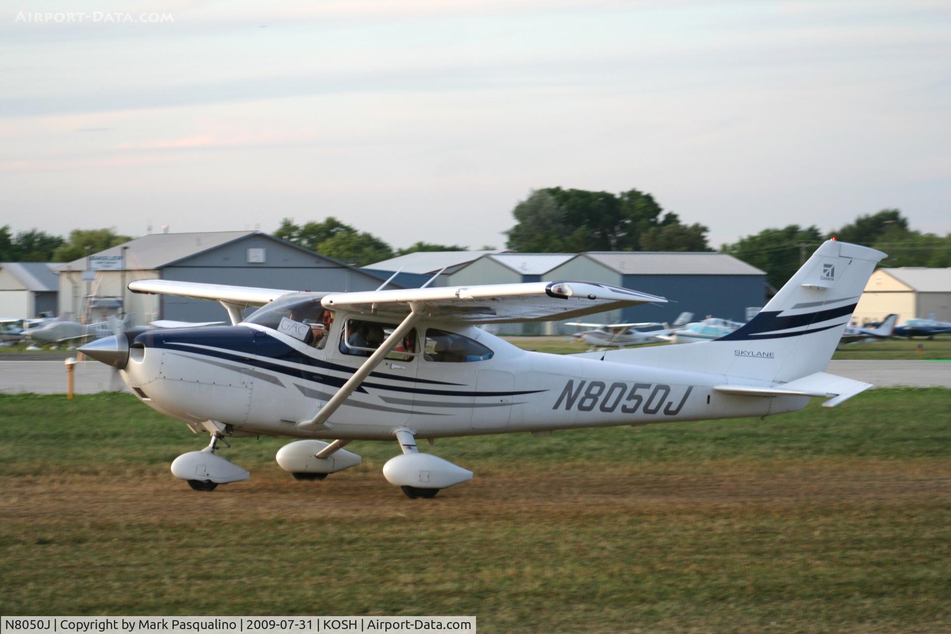 N8050J, 2005 Cessna 182T Skylane C/N 18281633, Cessna 182T