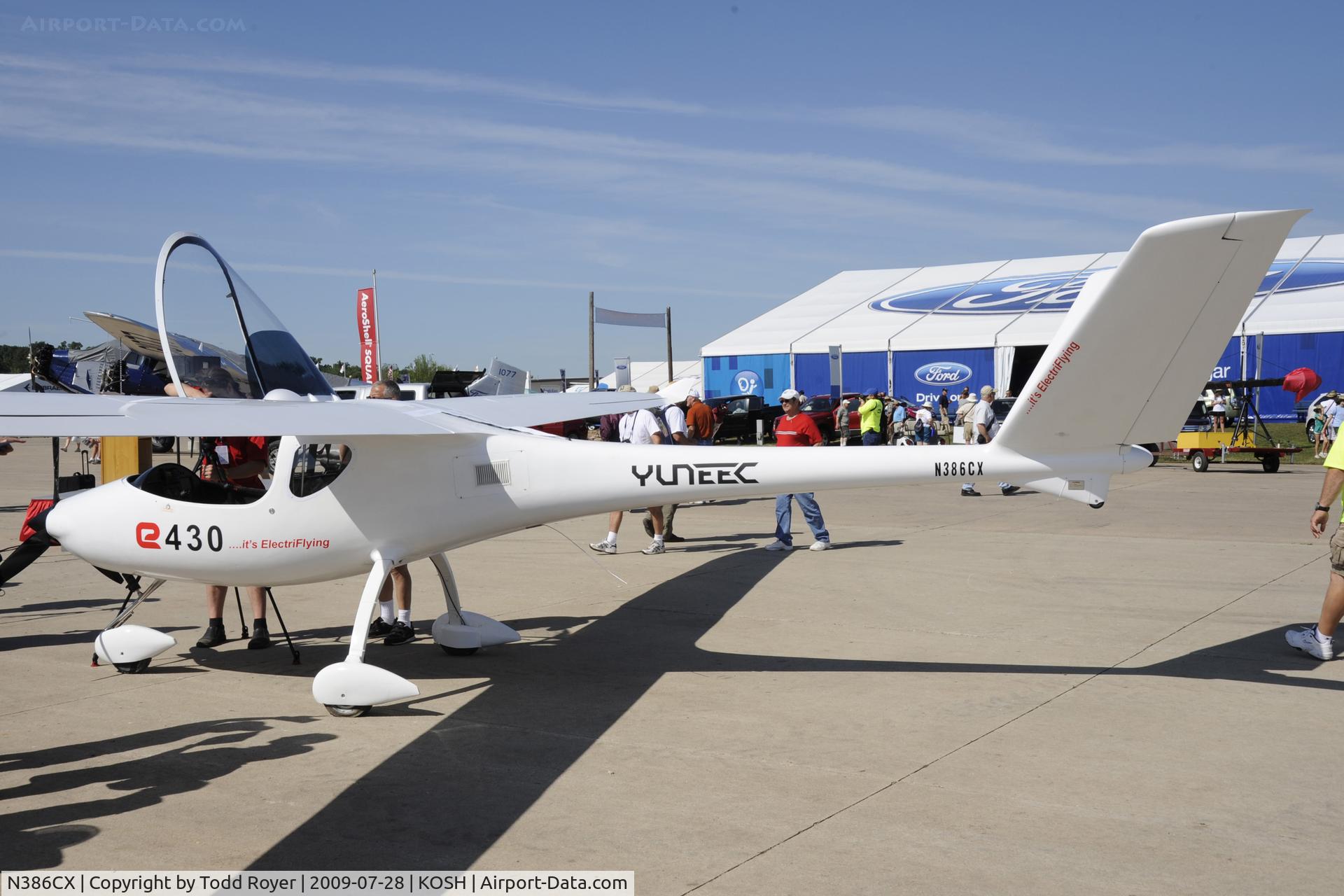 N386CX, Yuneec E430 C/N YN-E430-0905-001, Oshkosh EAA Fly-in 2009