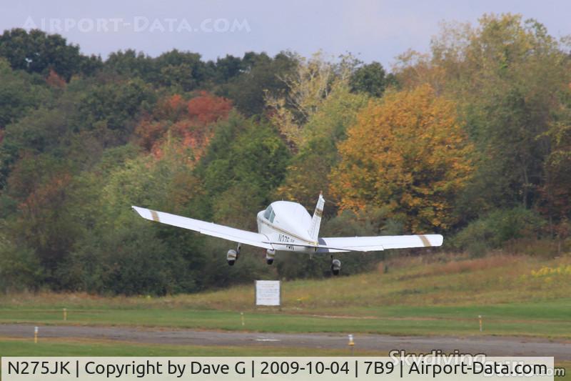 N275JK, 1969 Piper PA-28-140 C/N 28-26151, Climbing away from Ellington, CT