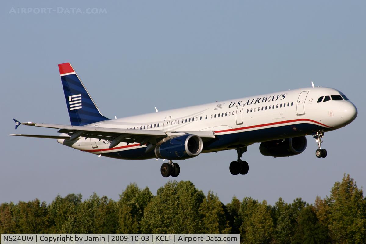 N524UW, 2009 Airbus A321-231 C/N 3977, On very short final to 18C.