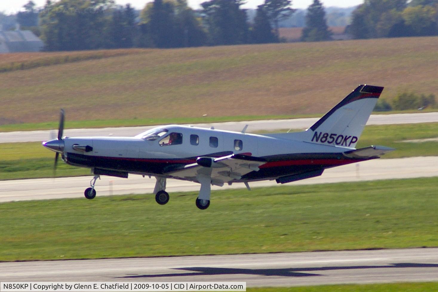 N850KP, Socata TBM-700 C/N 476, Departing Runway 13
