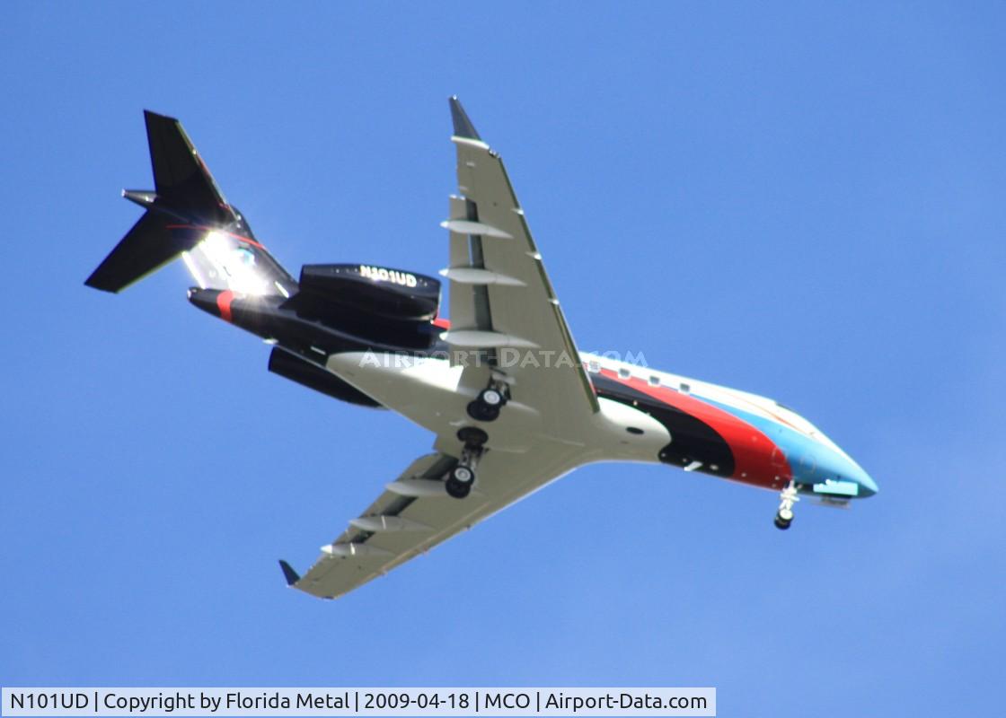 N101UD, 2008 Bombardier Challenger 300 (BD-100-1A10) C/N 20220, BD-100