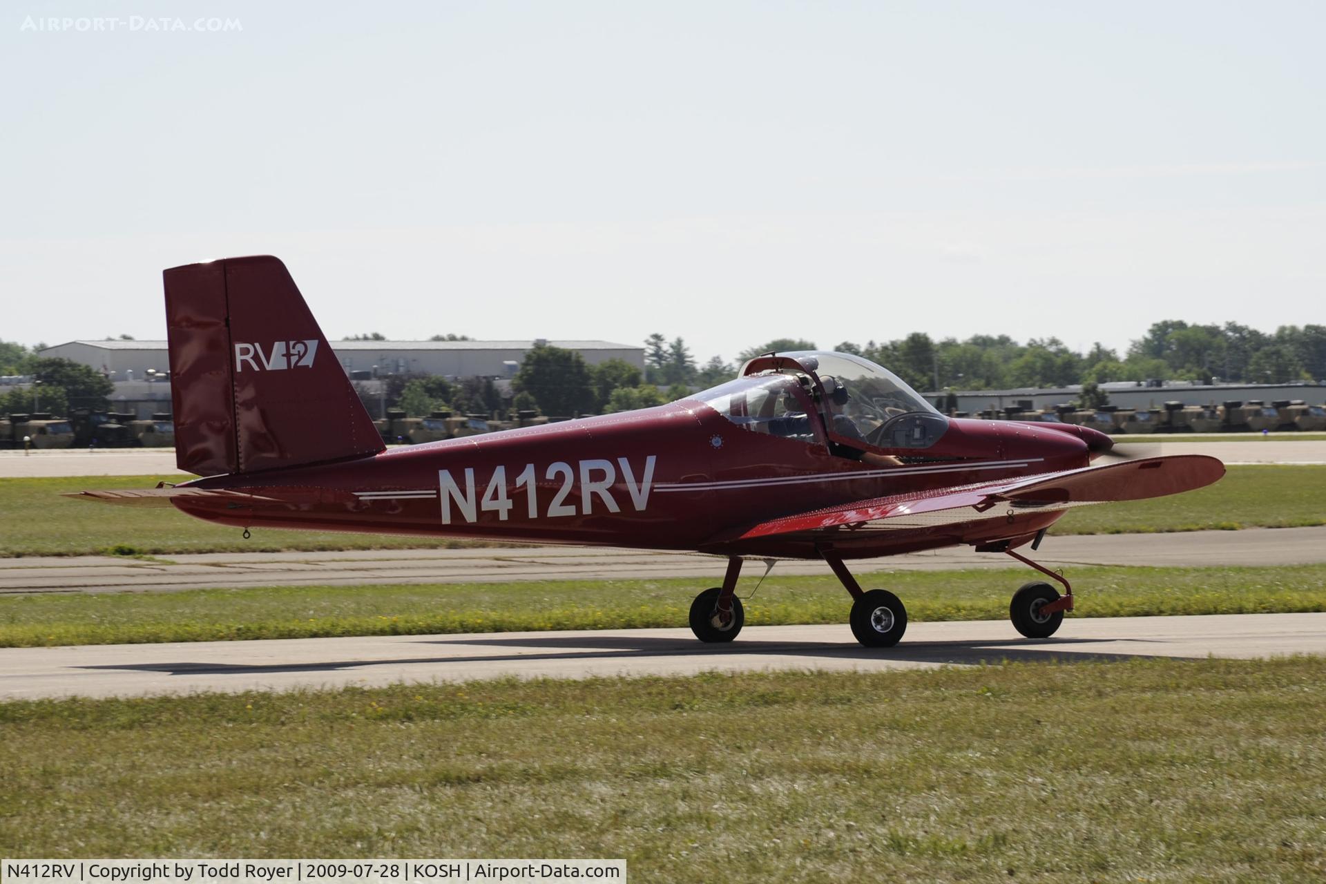 N412RV, 2008 Vans RV-12 C/N 2, Taxi for departure