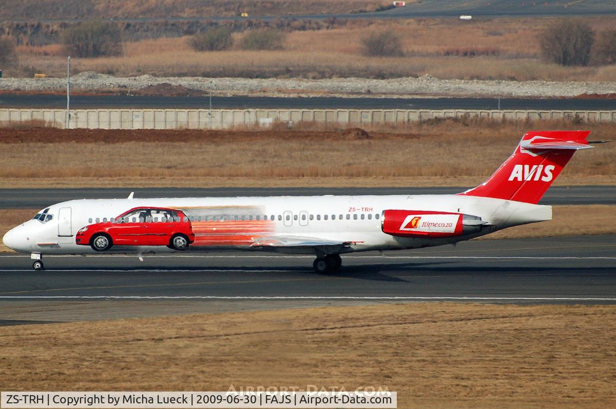 ZS-TRH, 1990 McDonnell Douglas MD-87 (DC-9-87) C/N 49831, At Jo'burg