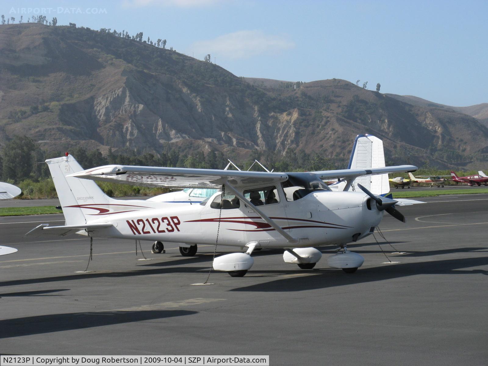 N2123P, 2005 Cessna 172S C/N 172S10000, 2005 Cessna 172S SKYHAWK SP II, Lycoming IO-360-L2A 180 Hp