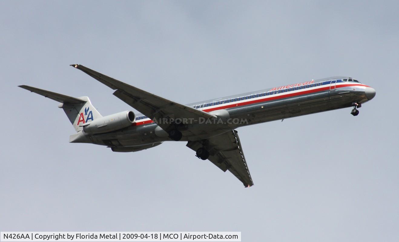 N426AA, 1986 McDonnell Douglas MD-82 (DC-9-82) C/N 49338, American MD-82