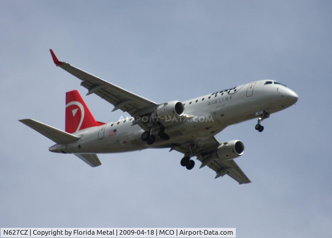 N627CZ, 2008 Embraer 175LR (ERJ-170-200LR) C/N 17000229, Northwest EMB 175