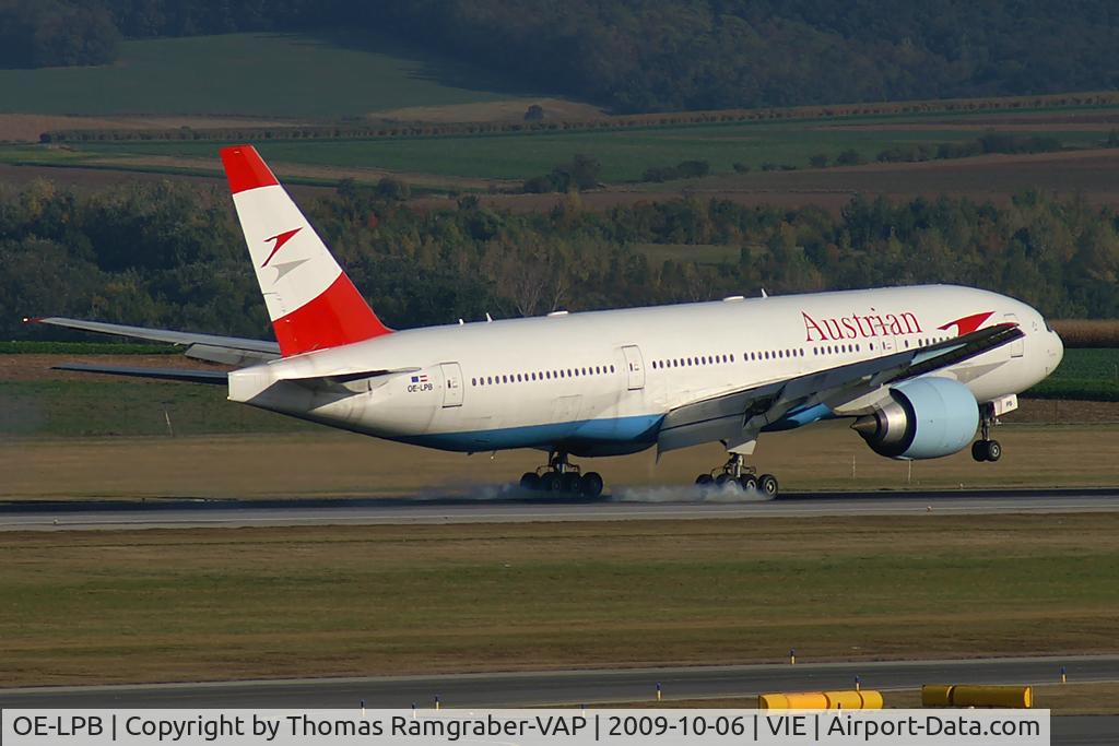OE-LPB, 1998 Boeing 777-2Z9/ER C/N 28699, Austrian Airlines Boeing 777-200