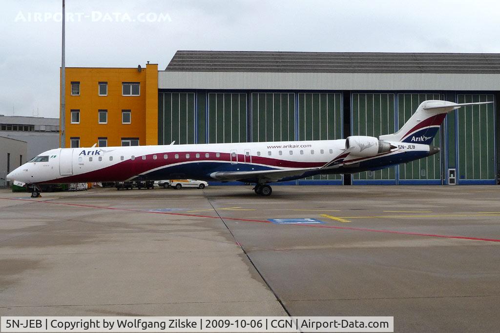 5N-JEB, 2005 Bombardier CRJ-900 NG (CL-600-2D24) C/N 15059, visitor