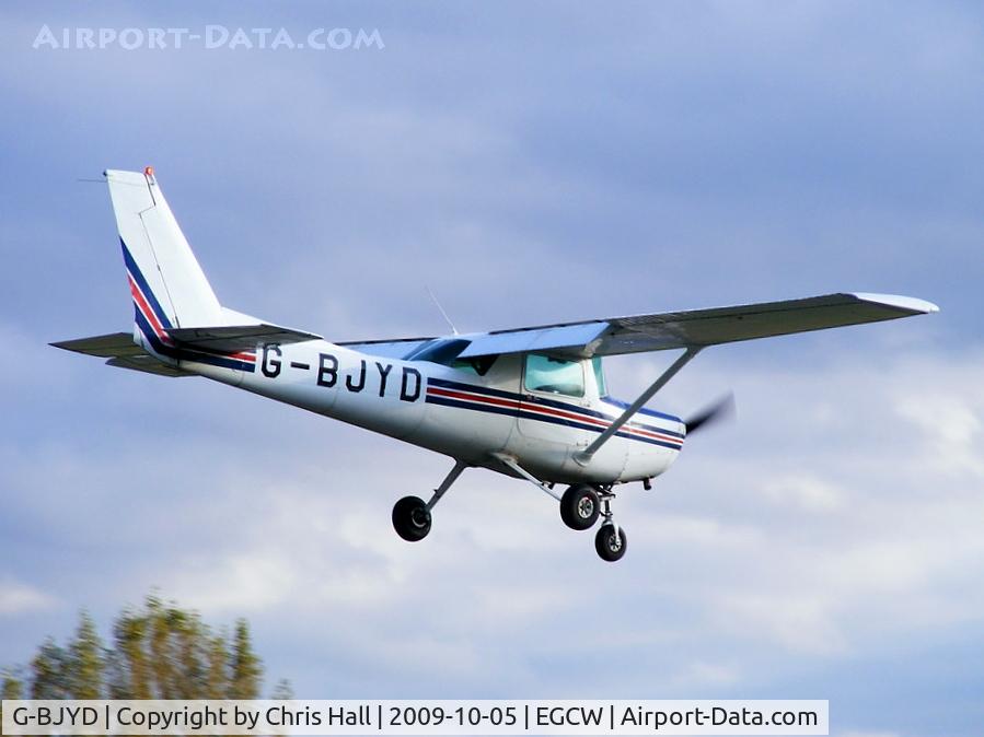 G-BJYD, 1982 Reims F152 C/N 1915, Privately owned