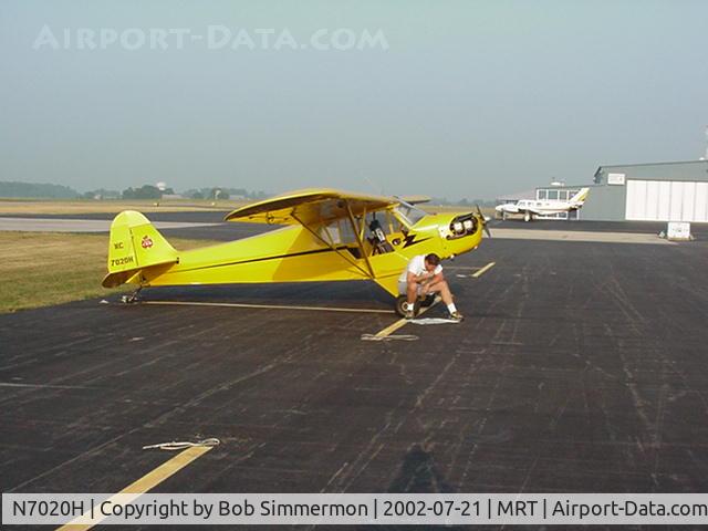 N7020H, 1946 Piper J3C-65 Cub Cub C/N 20265, Preparing to depart for Oshkosh.