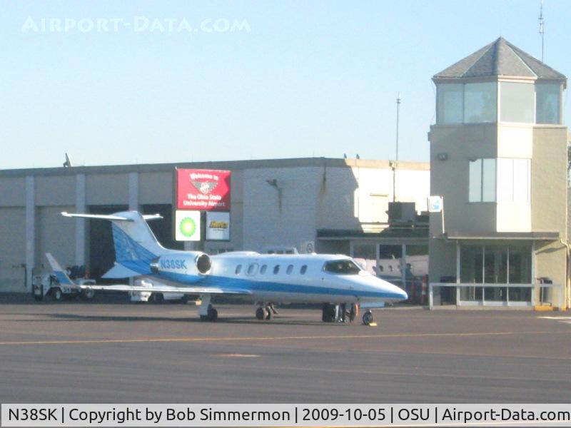 N38SK, 1992 Learjet 31A C/N 050, On the ramp at Columbus, Ohio