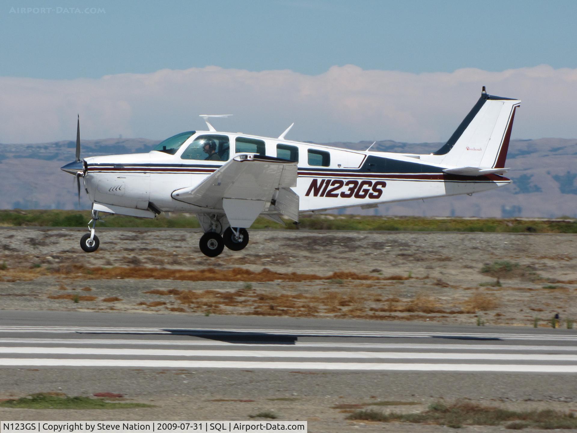 N123GS, 1979 Beech A36 Bonanza 36 C/N E-1464, 1979 Beech A36 returning home from John Wayne (Orange County) Airport in southern California