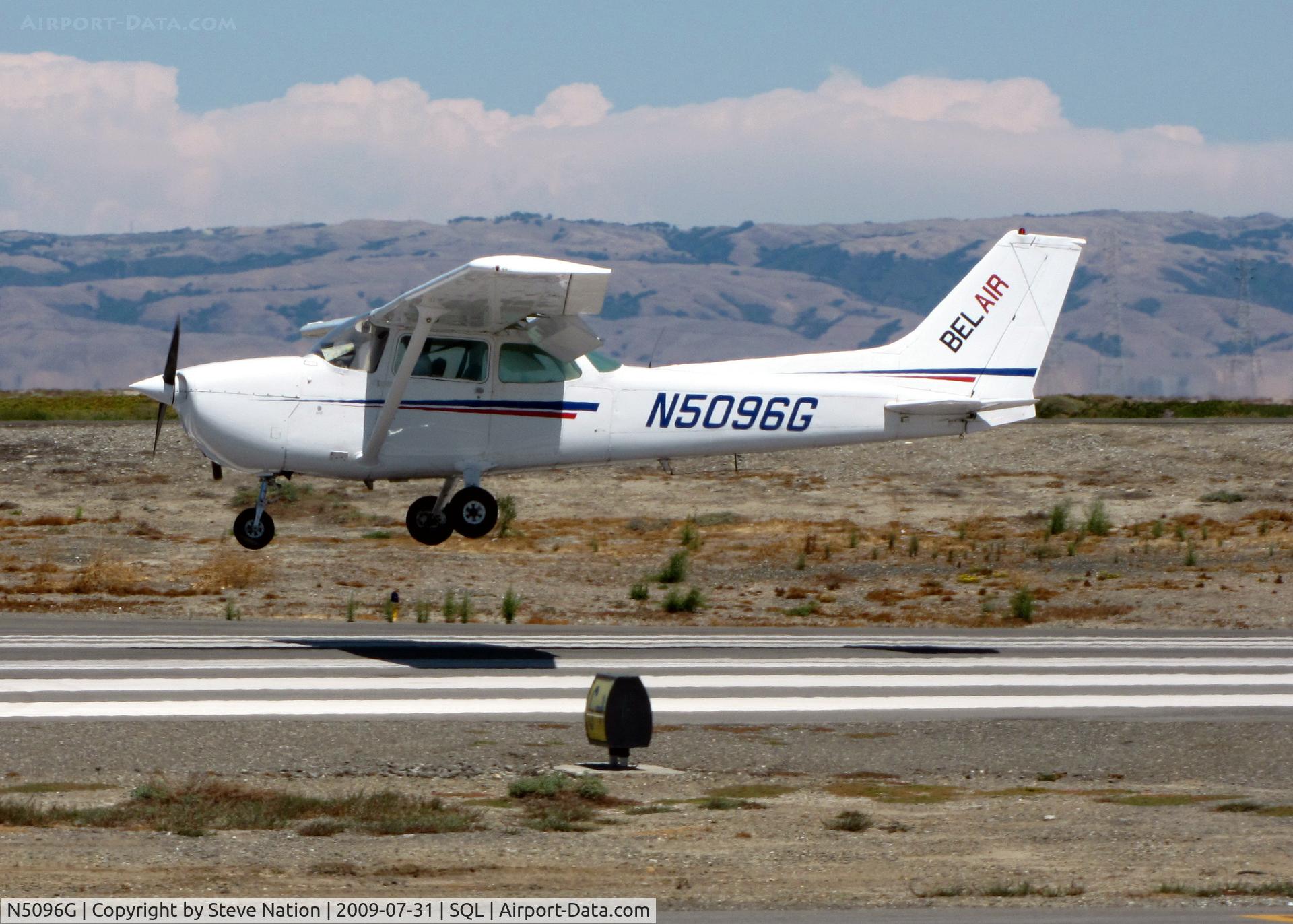 N5096G, 1979 Cessna 172N C/N 17273545, Bel Air 1979 Cessna 172N on touchdown