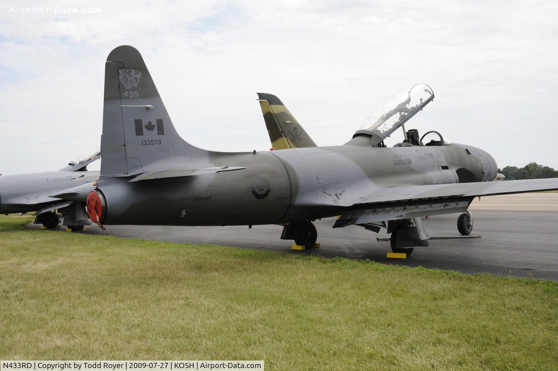N433RD, 1952 Canadair CT-133 Silver Star C/N T33-579, Oshkosh EAA Fly-in 2009