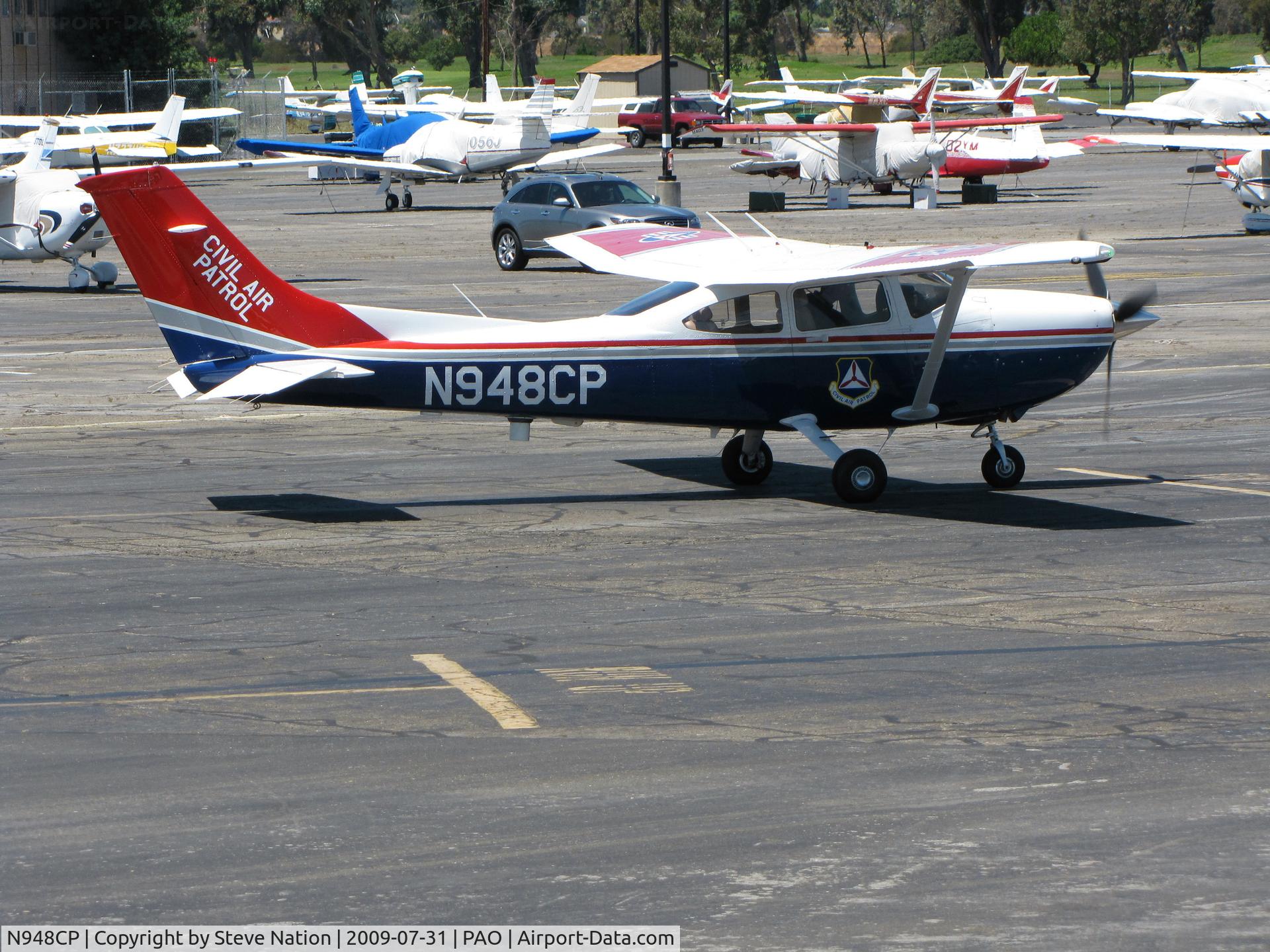 N948CP, 2008 Cessna 182T Skylane C/N 18282115, Civil Air Patrol 2008 Cessna 182T engine check