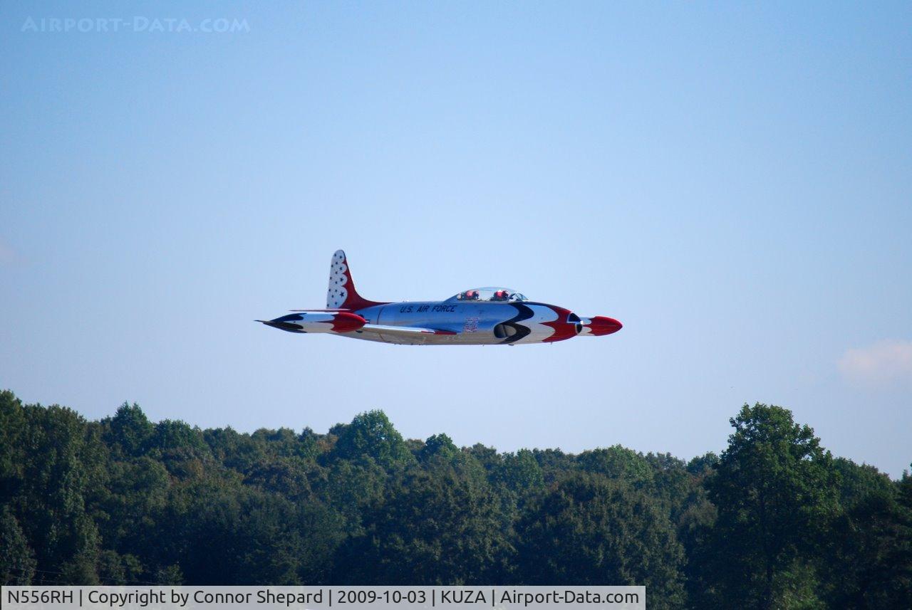 N556RH, 1958 Lockheed T-33A C/N 58-665, Low pass