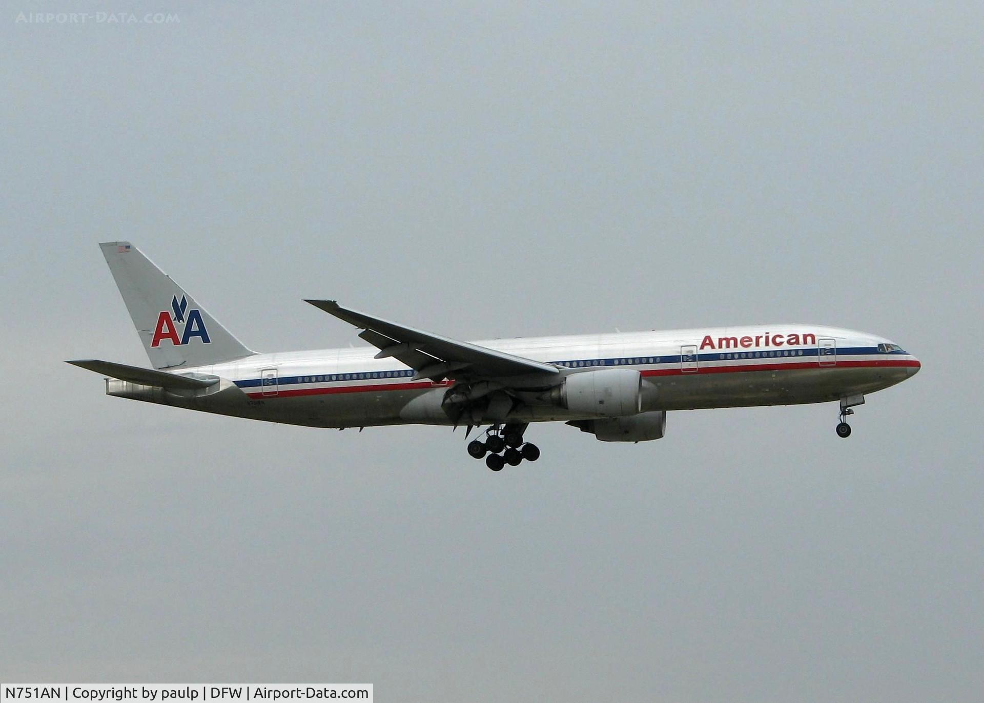 N751AN, 2001 Boeing 777-223 C/N 30798, American 777 landing on 18R from Tokyo Narita. Rainy day at DFW!
