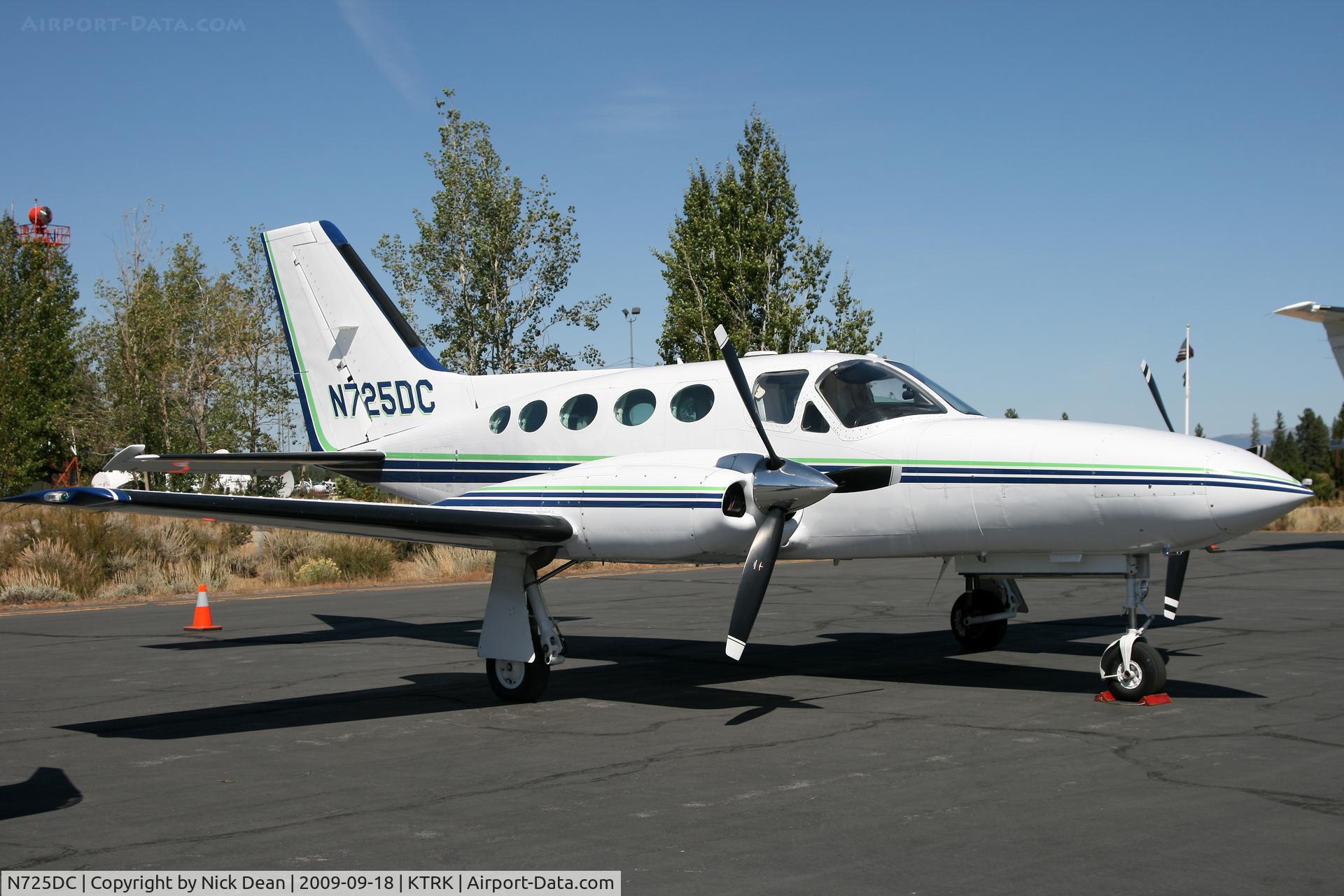 N725DC, 1981 Cessna 421C Golden Eagle C/N 421C1099, KTRK