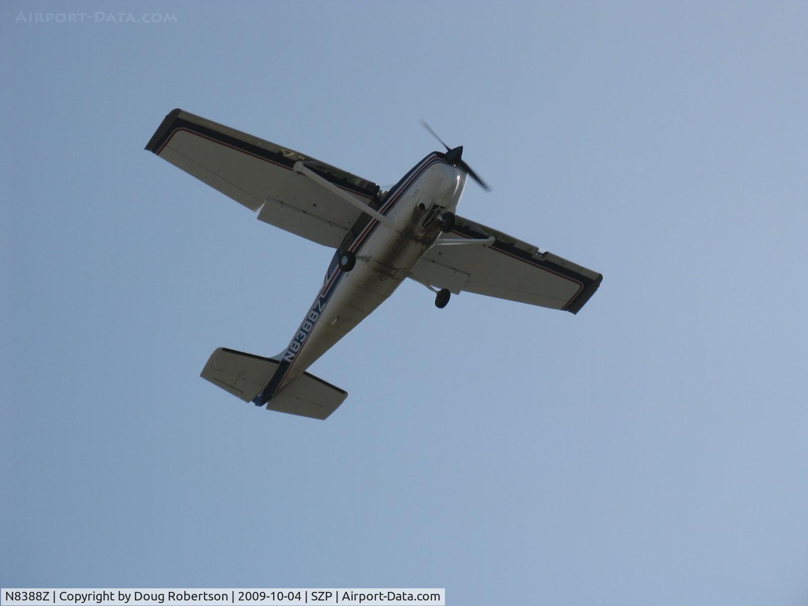 N8388Z, 1963 Cessna 210-5 C/N 205-0388, 1963 Cessna 210-5 (205) UTILINE (fixed gear version of 210C), Continental IO-470-E 260 Hp, takeoff climb Rwy 22
