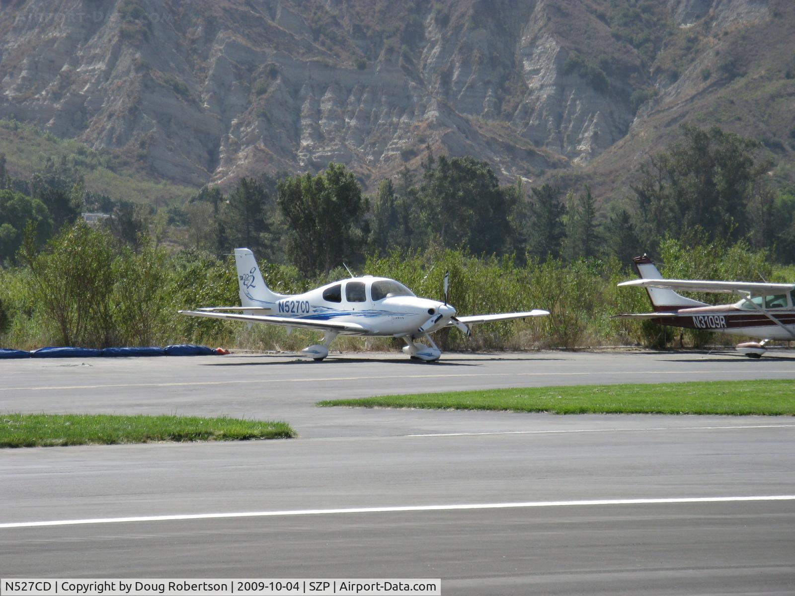 N527CD, 2005 Cirrus SR22 C/N 1628, 2005 Cirrus SR22, Continental IO-550-N 310 Hp, transient parking