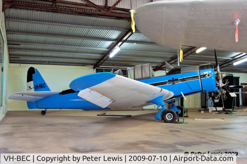 VH-BEC, Commonwealth CA-6 Wackett C/N 373, In Alice Springs aviation museum