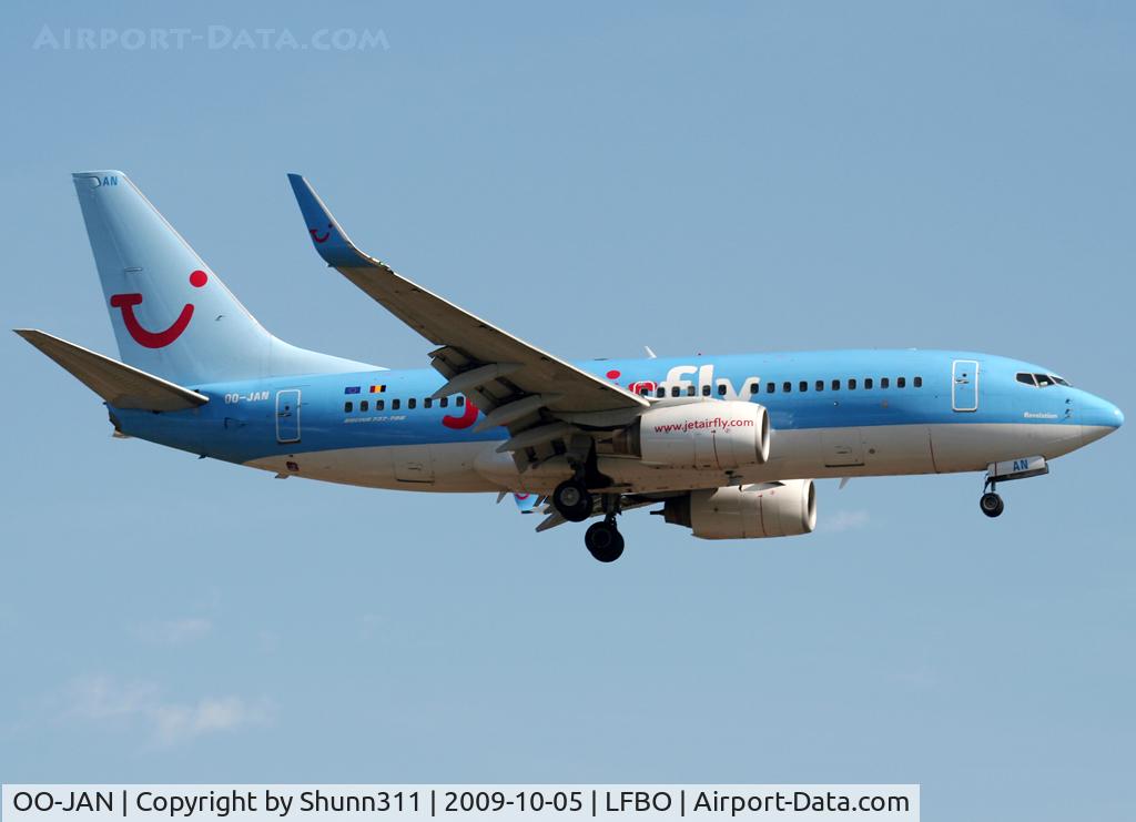 OO-JAN, 1999 Boeing 737-76N C/N 28609, Landing rwy 14R for a Jet4You flight...