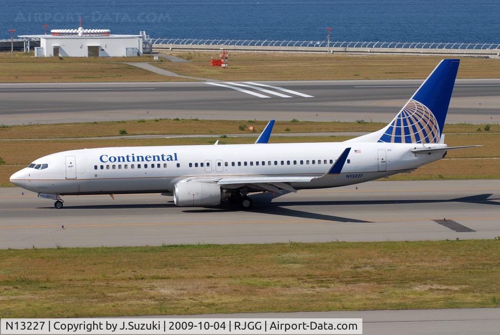 N13227, 1999 Boeing 737-824 C/N 28788, Continental Micronesia