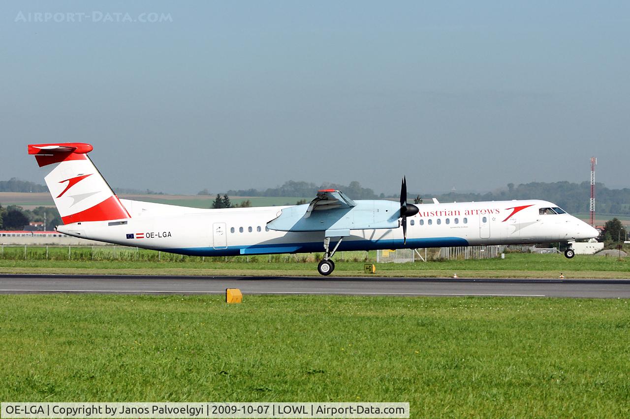 OE-LGA, 1999 De Havilland Canada DHC-8-402Q Dash 8 C/N 4014, Austrian Arrows DHC-8-402 landing on RWY09