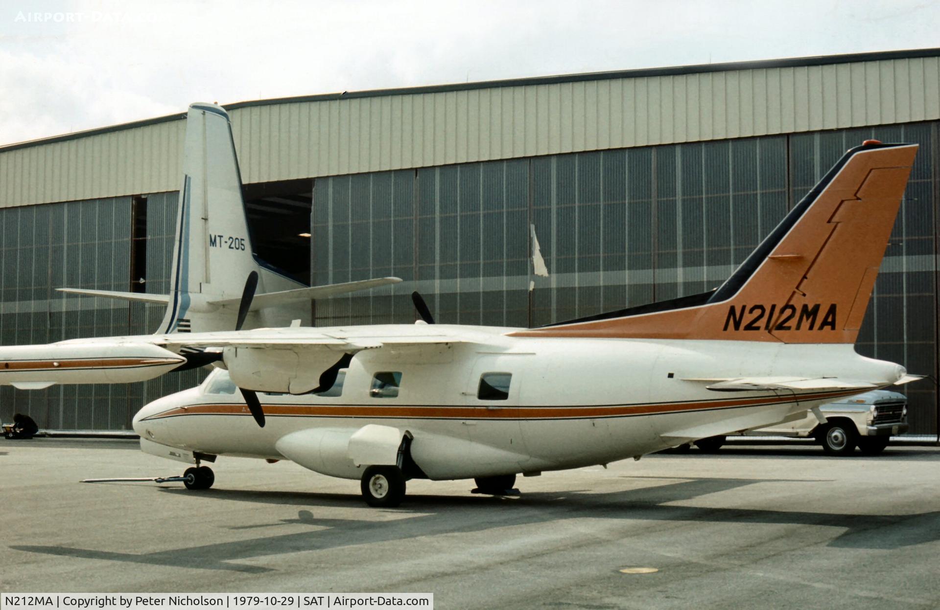 N212MA, 1973 Mitsubishi MU-2B-25 C/N 262, Mu-2B as seen at San Antonio in October 1979.